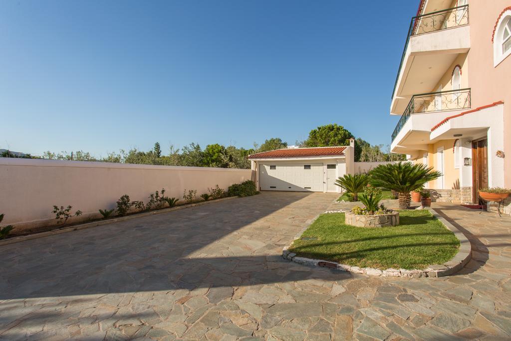 Marathon Beachside Villa 100M From The Beach Schinias Extérieur photo