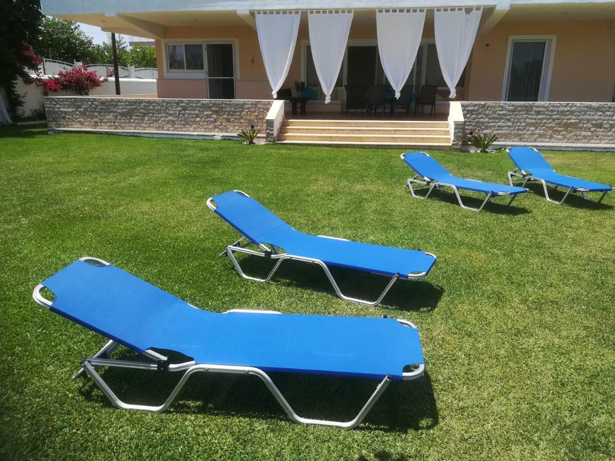 Marathon Beachside Villa 100M From The Beach Schinias Extérieur photo