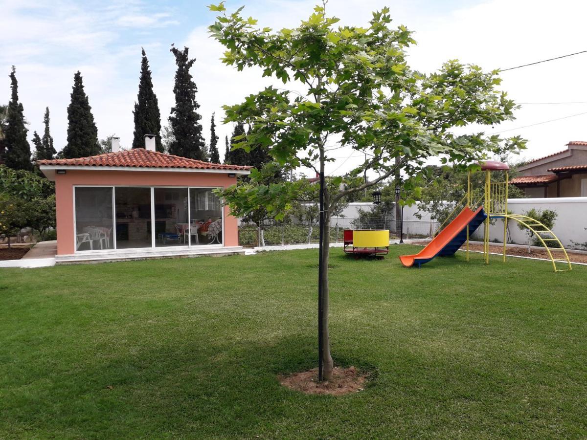 Marathon Beachside Villa 100M From The Beach Schinias Extérieur photo